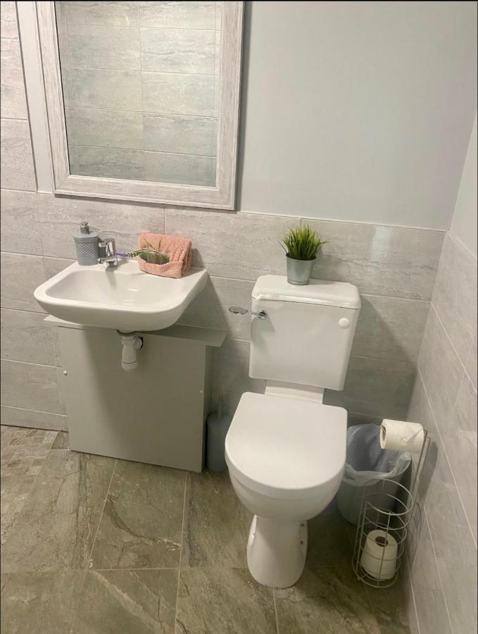 Poppy'S Place Llandudno Junction Ngoại thất bức ảnh