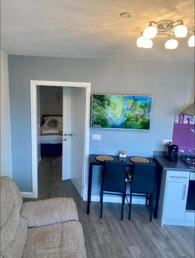 Poppy'S Place Llandudno Junction Ngoại thất bức ảnh