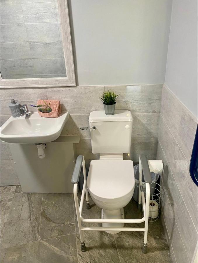 Poppy'S Place Llandudno Junction Ngoại thất bức ảnh