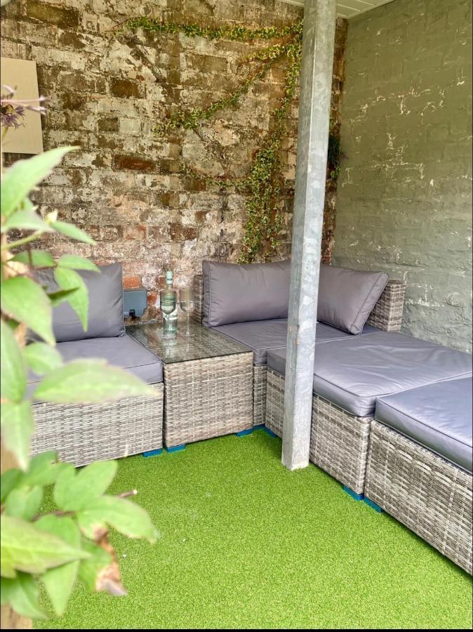 Poppy'S Place Llandudno Junction Ngoại thất bức ảnh