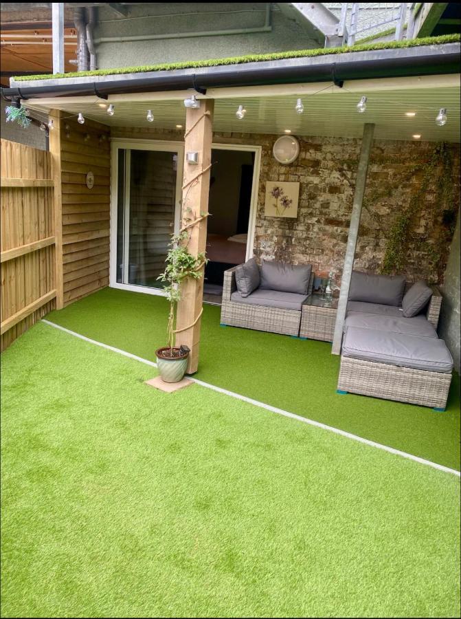 Poppy'S Place Llandudno Junction Ngoại thất bức ảnh