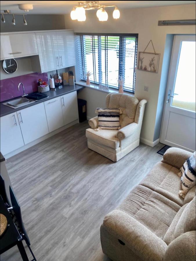 Poppy'S Place Llandudno Junction Ngoại thất bức ảnh